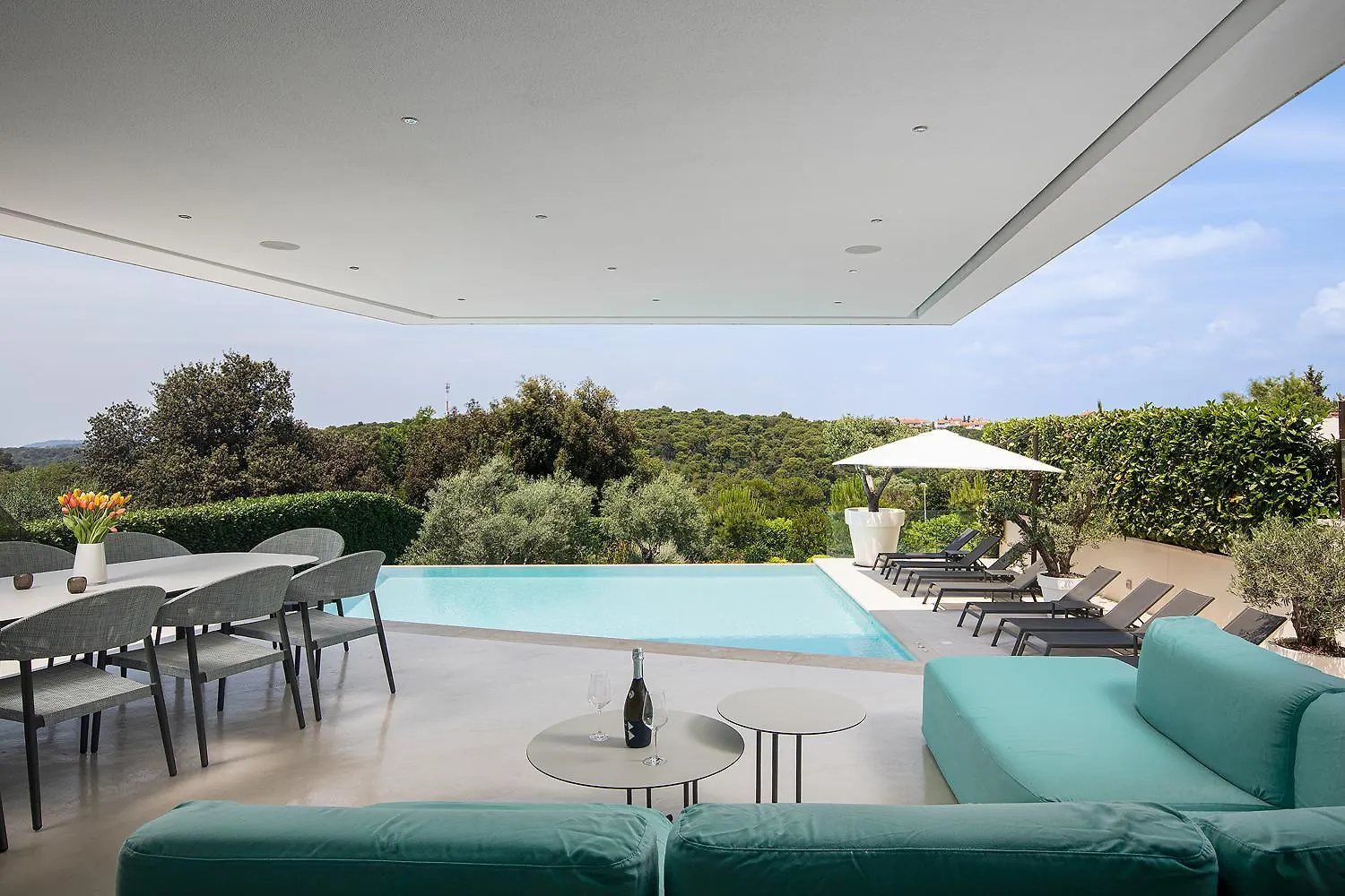 Villa Lucy Banjole For 12 People Near Medulin With Heated Indoor Pool & Spa Just 400 Meters From The Beach 0*,  Croatia