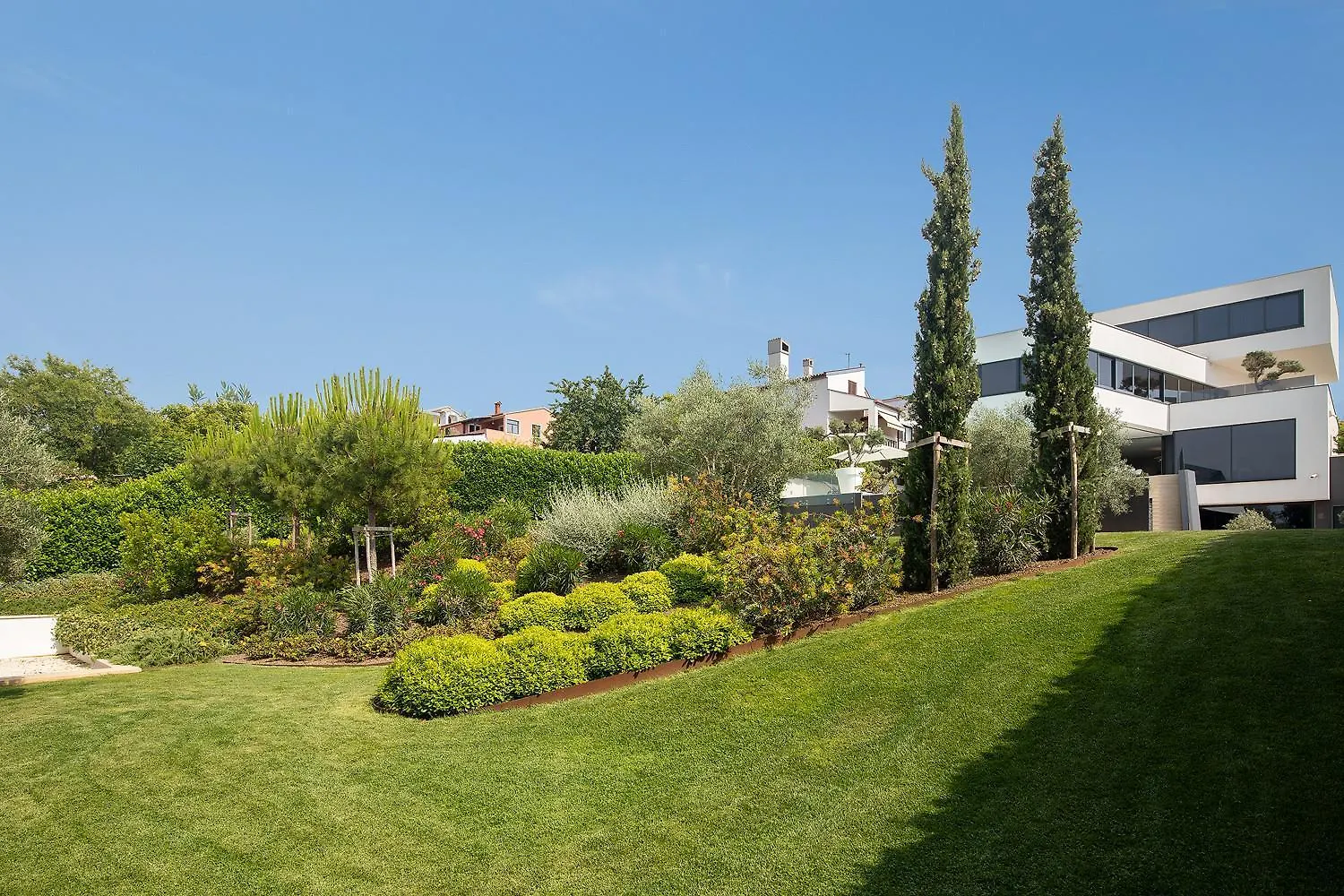 Villa Lucy Banjole For 12 People Near Medulin With Heated Indoor Pool & Spa Just 400 Meters From The Beach