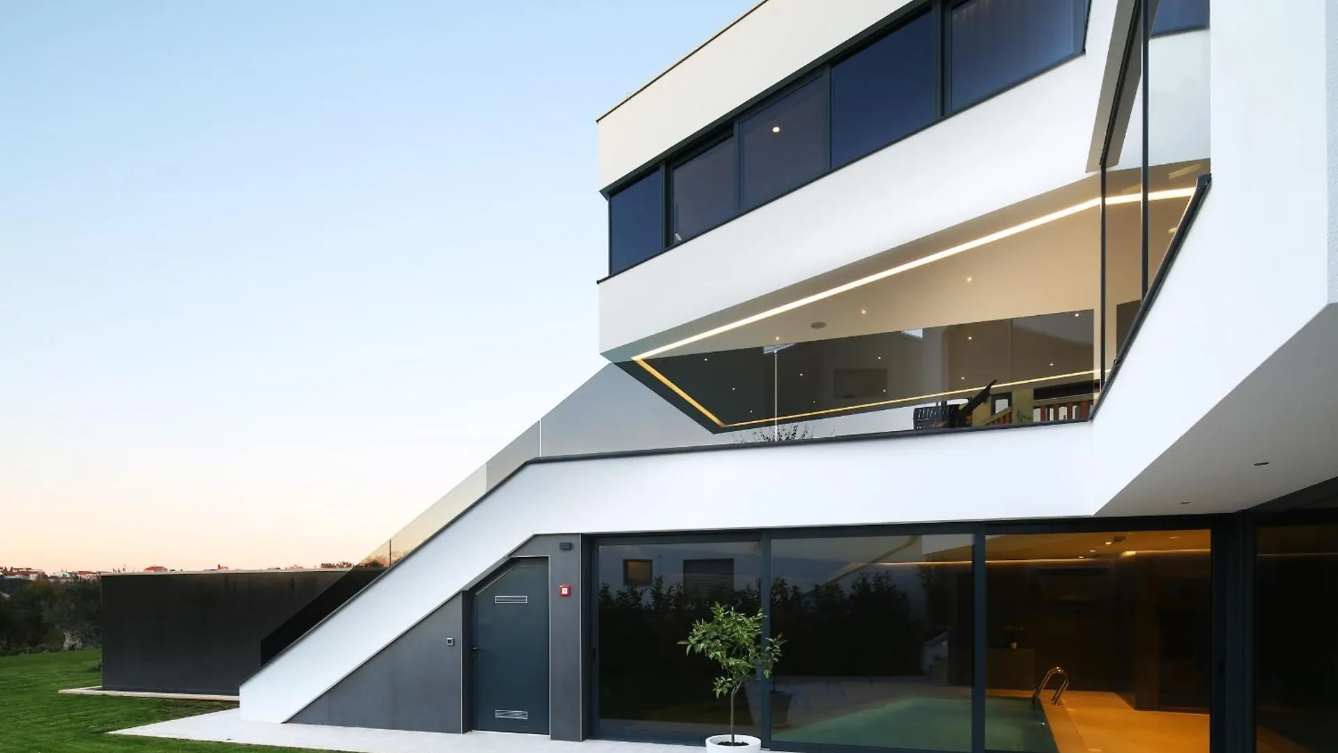 Villa Lucy Banjole For 12 People Near Medulin With Heated Indoor Pool & Spa Just 400 Meters From The Beach 0*,  Croatia