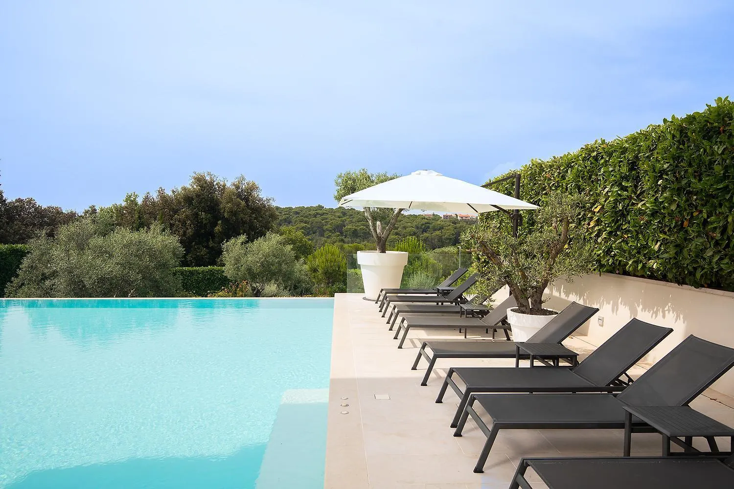Villa Lucy Banjole For 12 People Near Medulin With Heated Indoor Pool & Spa Just 400 Meters From The Beach Croatia