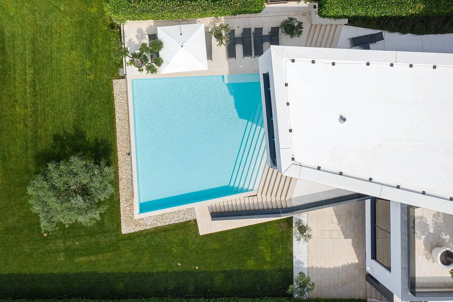 Villa Lucy Banjole For 12 People Near Medulin With Heated Indoor Pool & Spa Just 400 Meters From The Beach