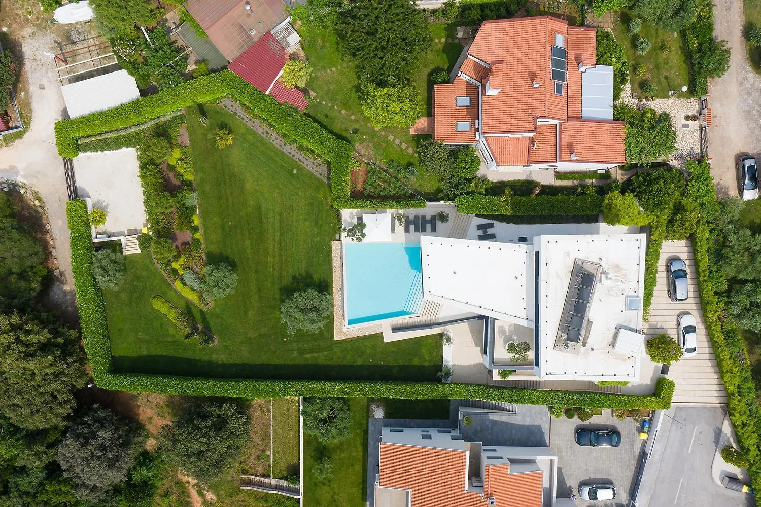Villa Lucy Banjole For 12 People Near Medulin With Heated Indoor Pool & Spa Just 400 Meters From The Beach